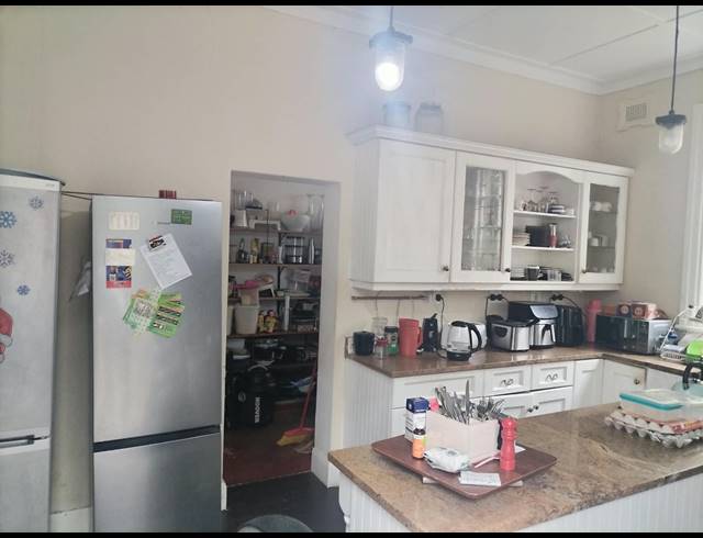 4 BEDROOM HOUSE FOR SALE IN GLENWOOD